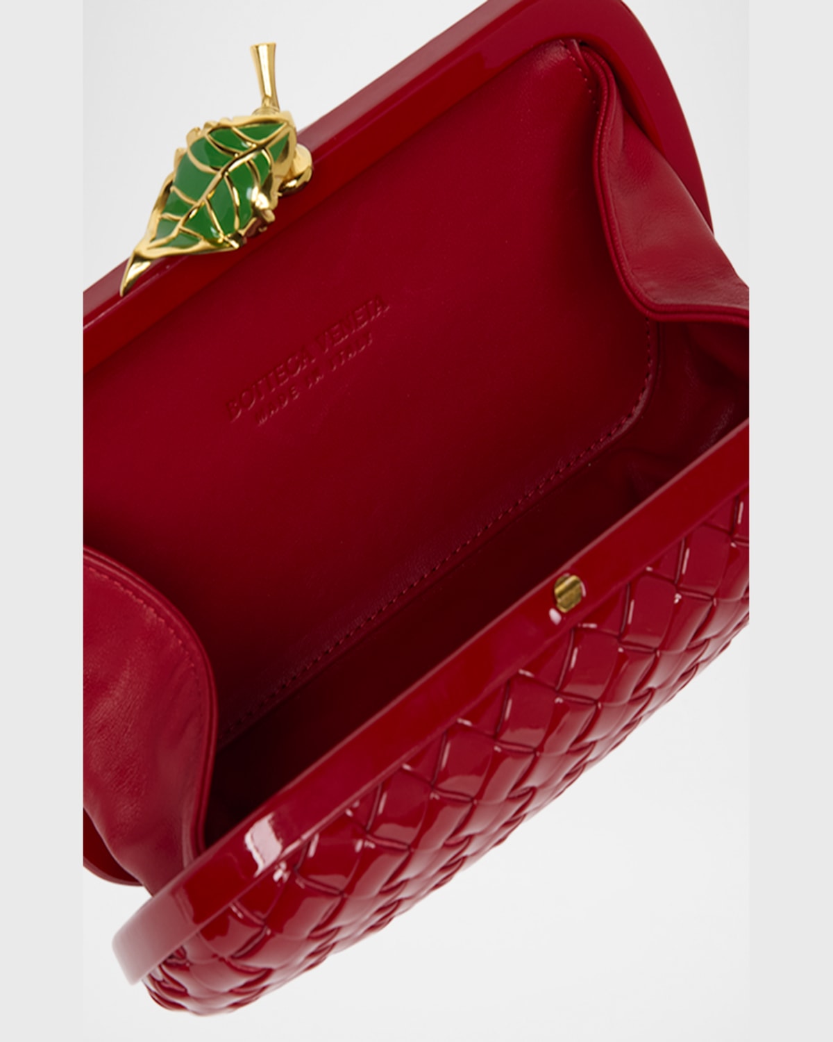 Bottega Veneta Borsa Knot Intrecciato Patent Leather Clutch In Apple Candy