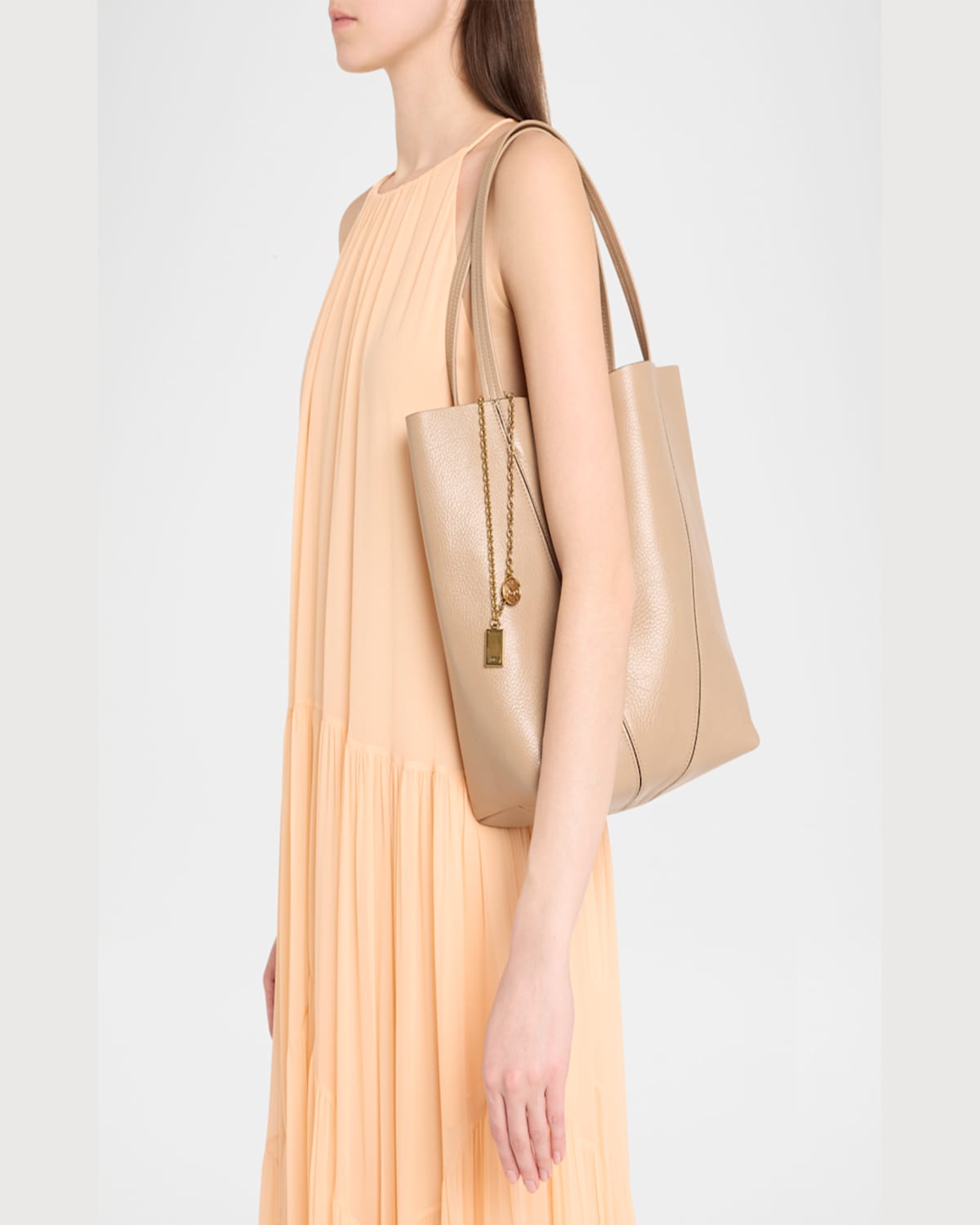 Chloé Spin Medium Tote Bag In Leather In Boyish Brown