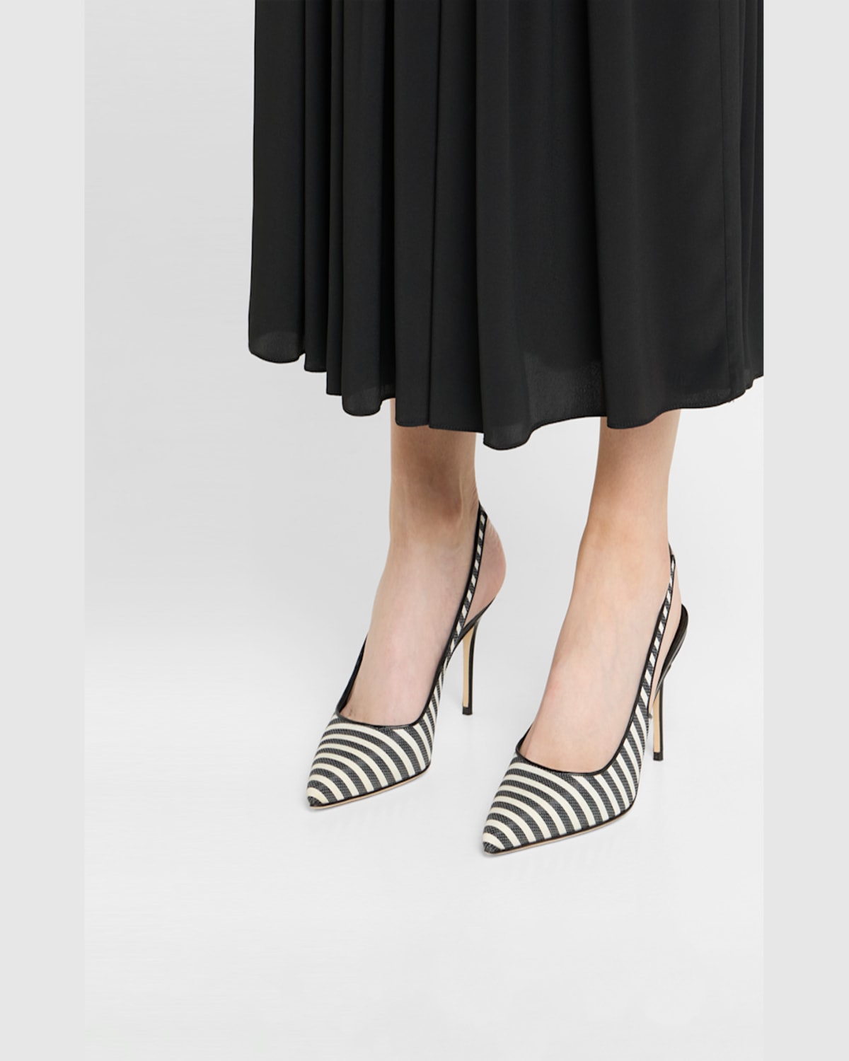 Manolo Blahnik Bicolor Cotton Slingback Pumps In Black/white