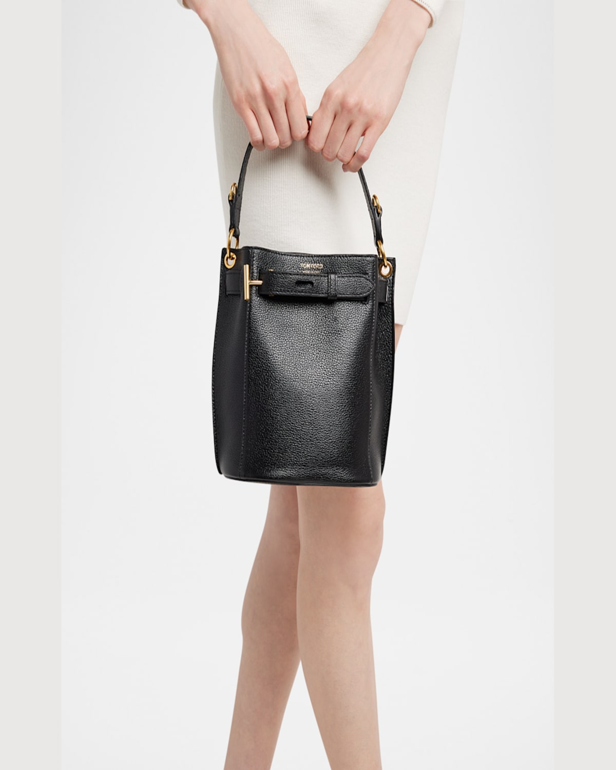 Tom Ford Audrey Mini Bucket Bag In Grain Leather In Black