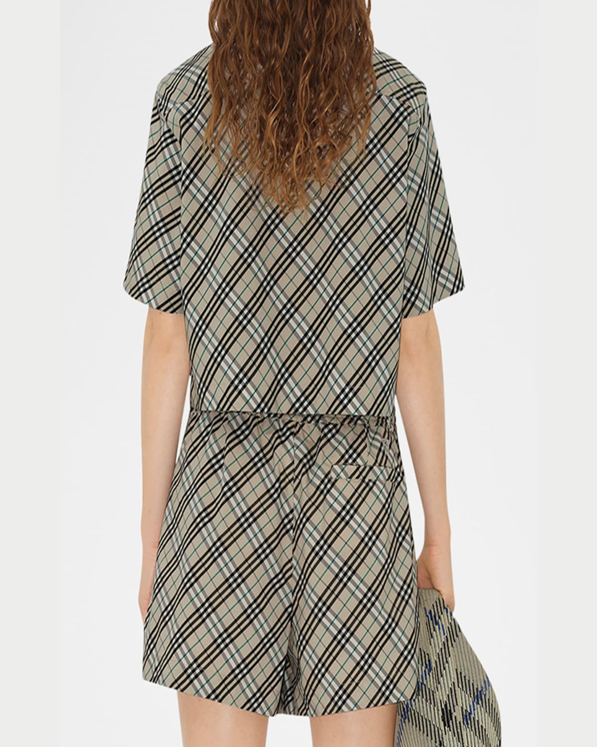 Burberry Check Short-sleeve Crop Button-down Shirt In Husk Ip Check