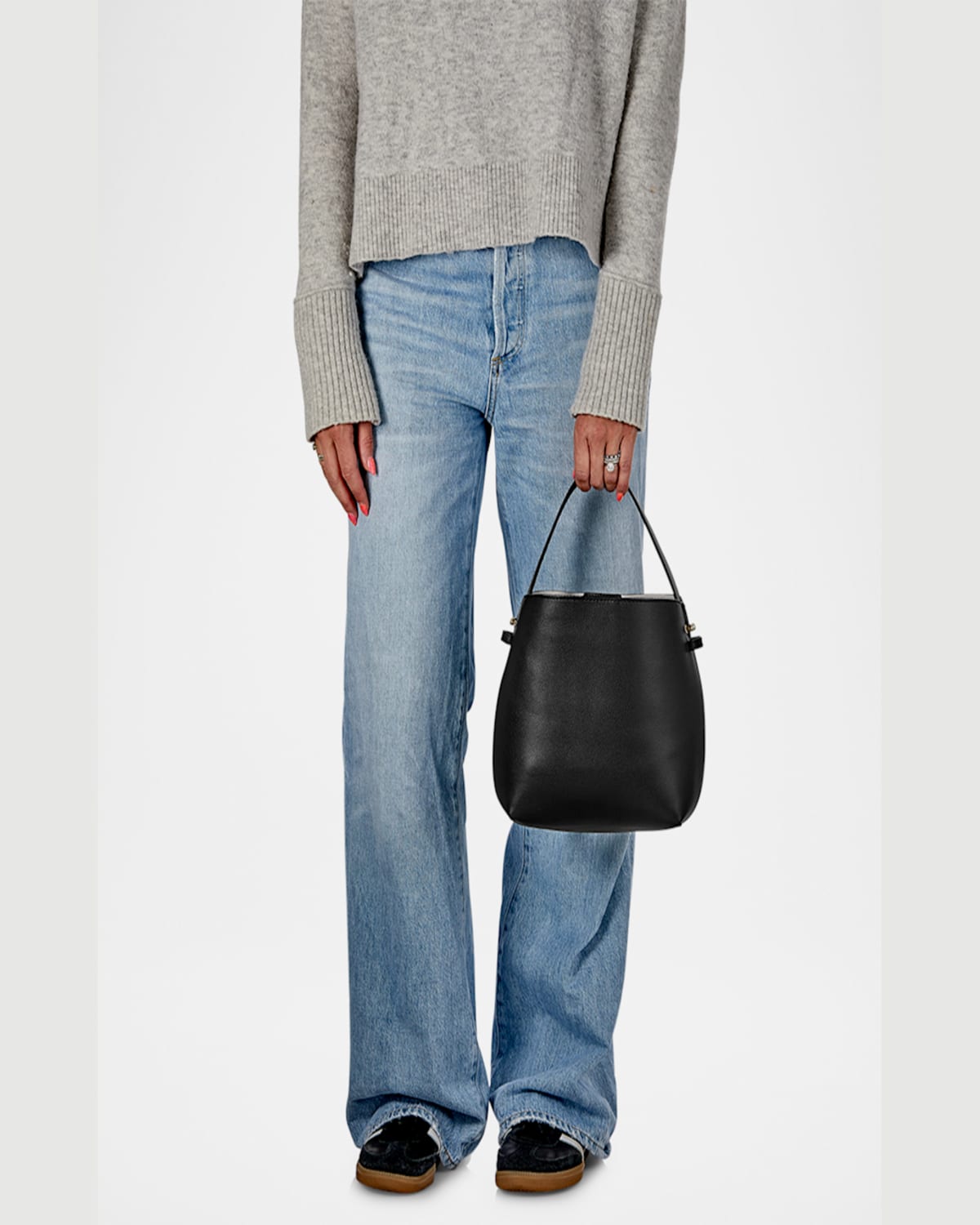 Gigi New York Selena Leather Bucket Bag In Black