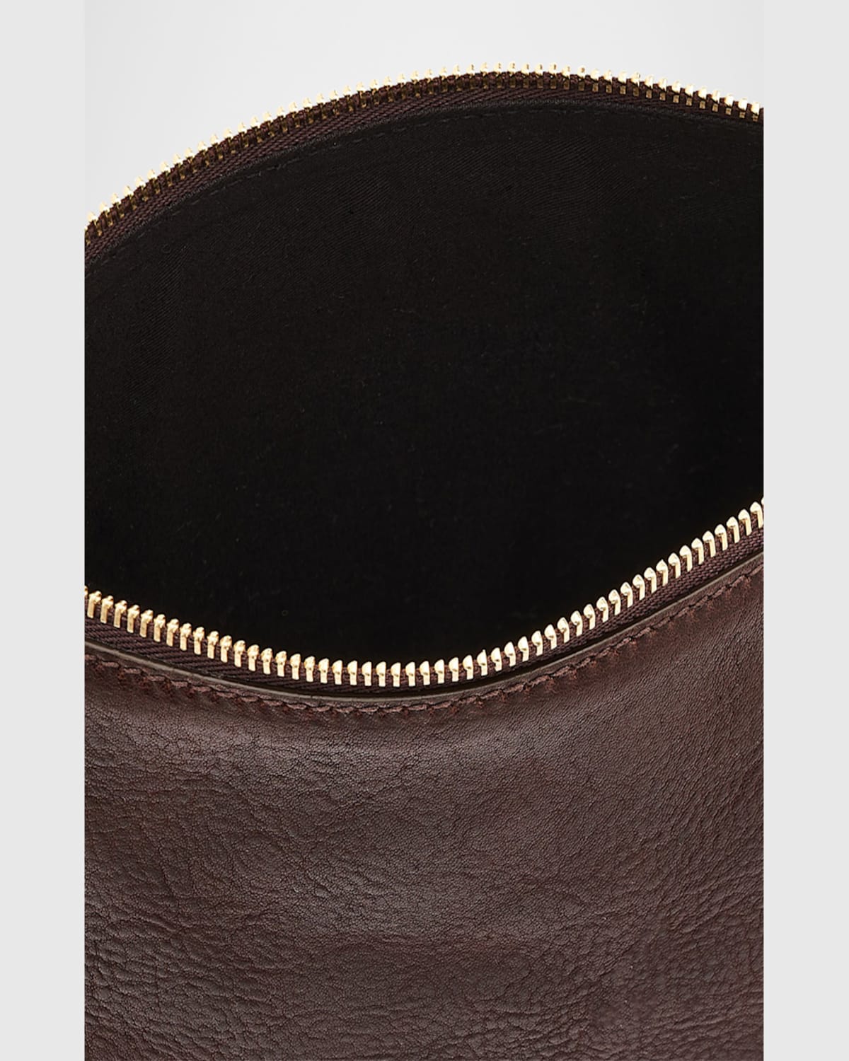 Il Bisonte Snodo Zip Leather Clutch Bag In Caffe