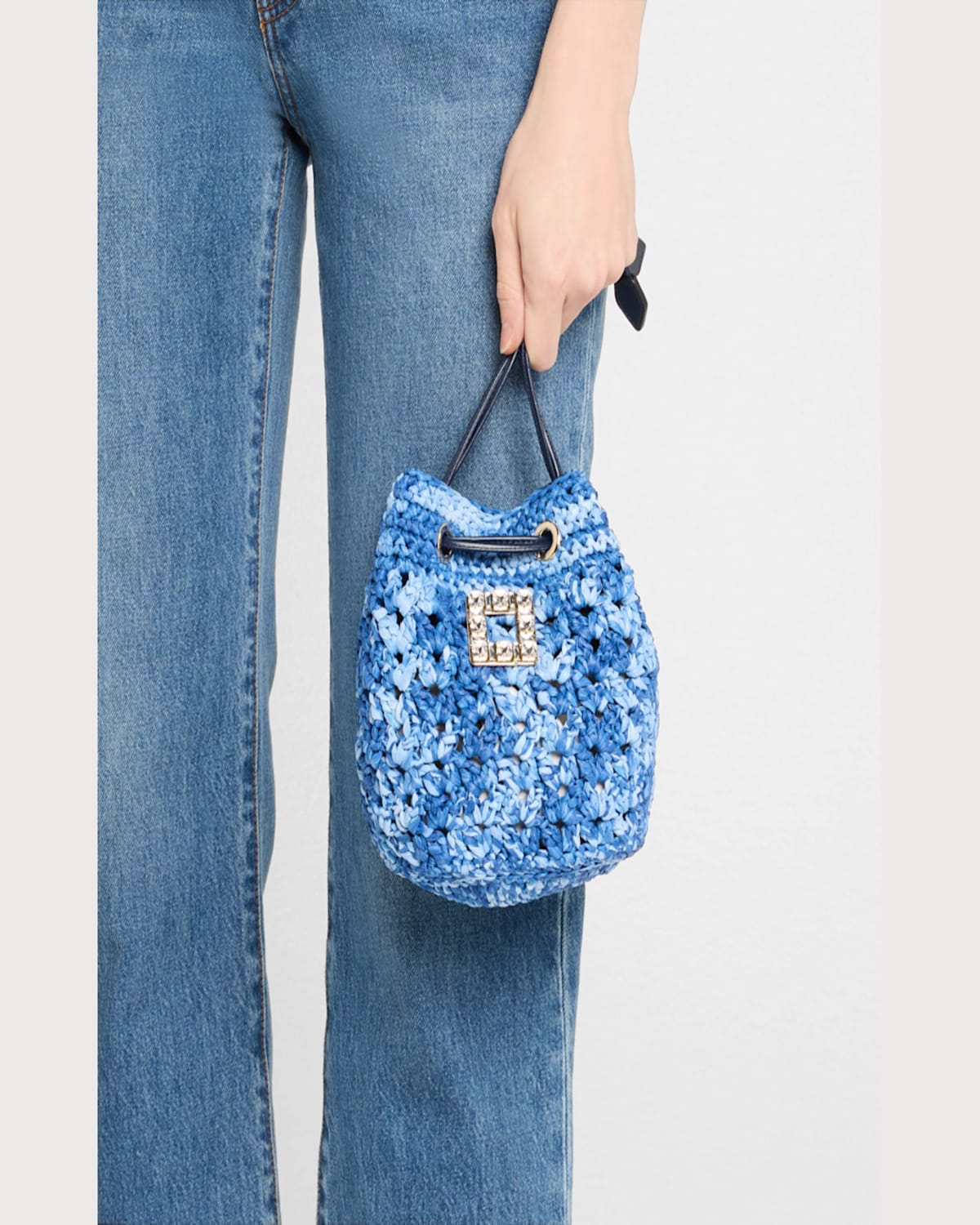 ROGER VIVIER TRES VIVIER BUCKLE RAFFIA BUCKET BAG 
