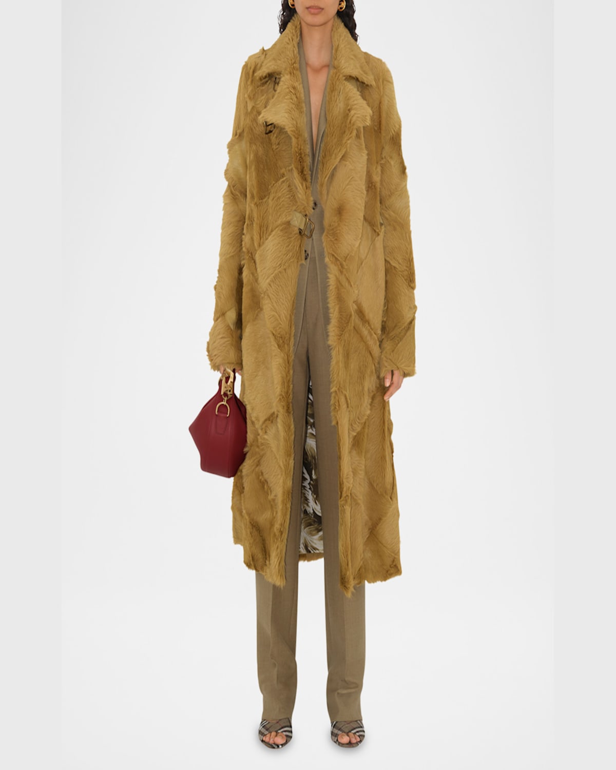 Burberry Knight Arc Rust Brown Grained Leather Shoulder Bag In Rust