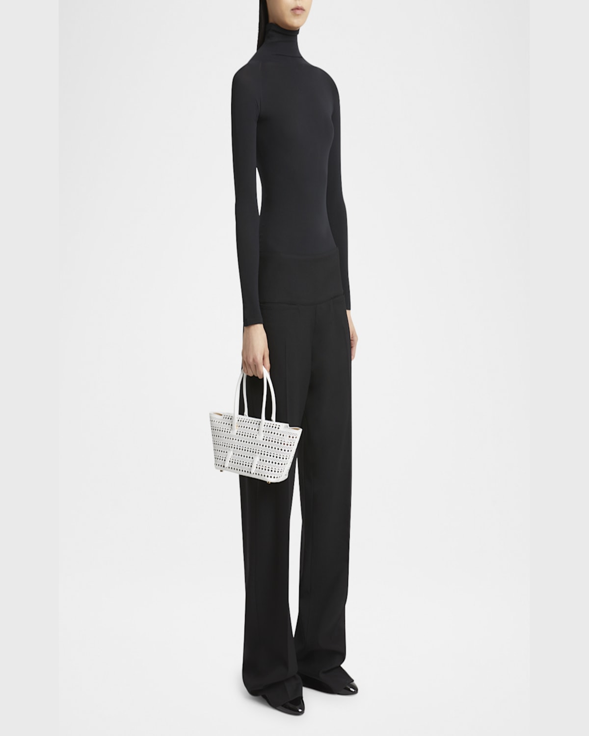 Alaïa Alaia Neo Mina 20 Bag In Vienne Calfskin In 010 Blanc Optique