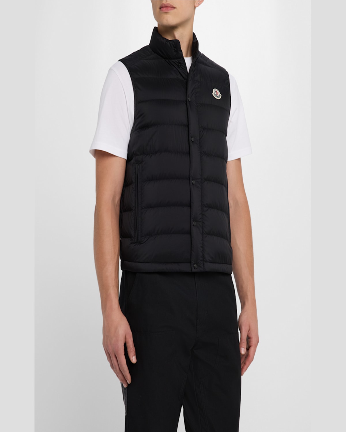 Moncler Barthe Padded Bodywarmer In Black