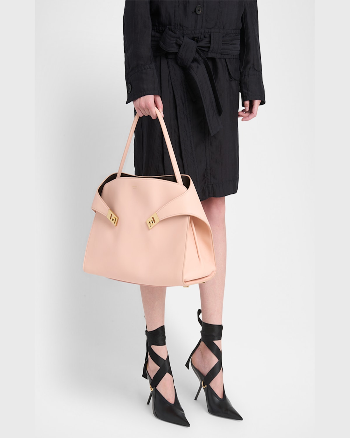 FERRAGAMO MEDIUM HUG SOFT LEATHER BICOLOR SHOULDER BAG 