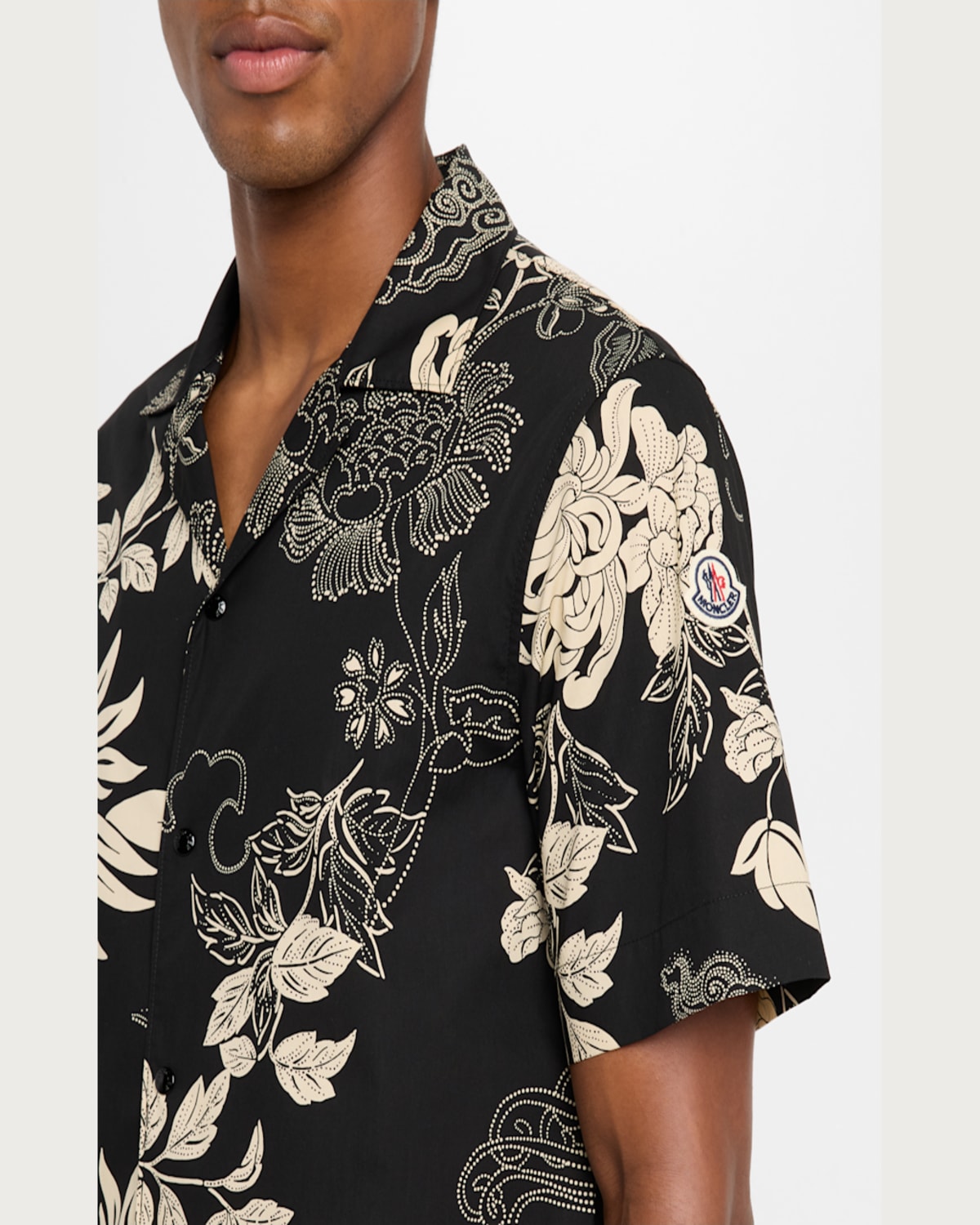 Moncler Men's Leaf-print Camp Shirt In Pastel Grey
