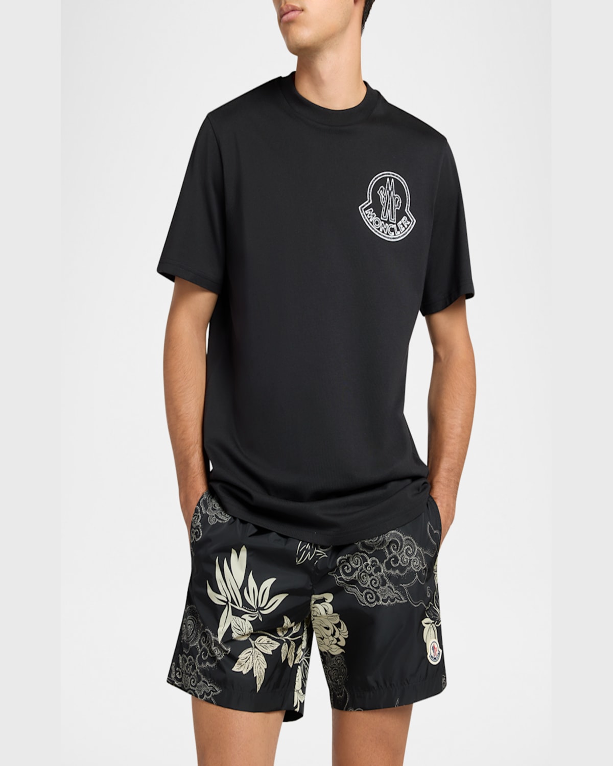 Moncler T-shirt With Logo In Charcoal