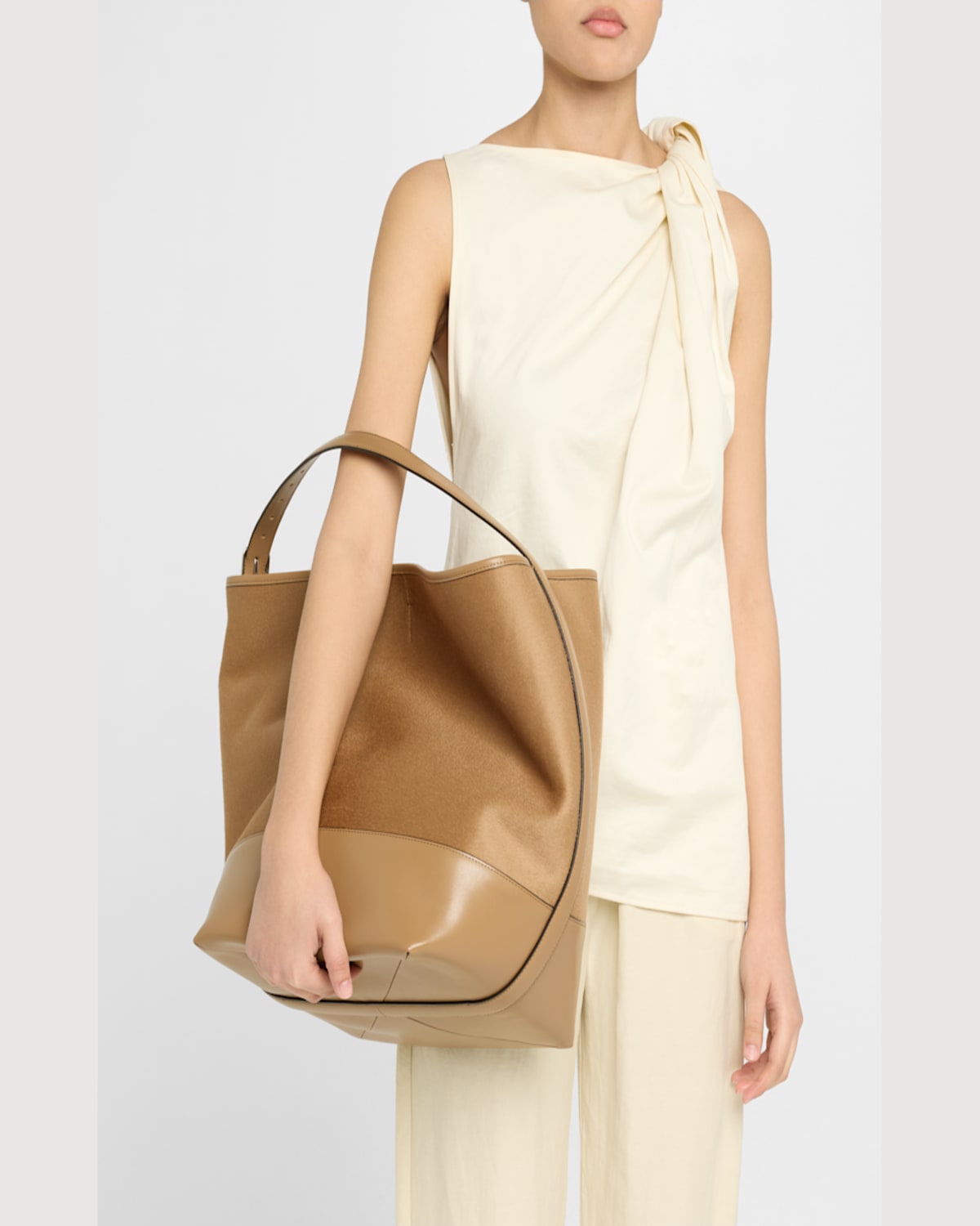 Totême Belted Wool & Leather Tote Bag In Camel
