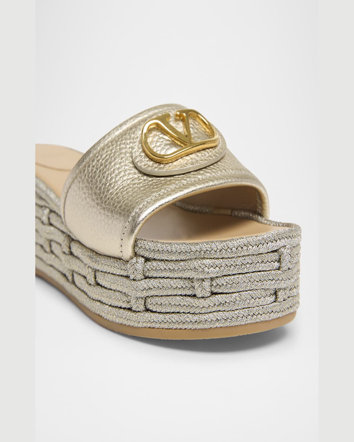Valentino Vlogo Metallic Medallion Platform Espadrilles In Platino