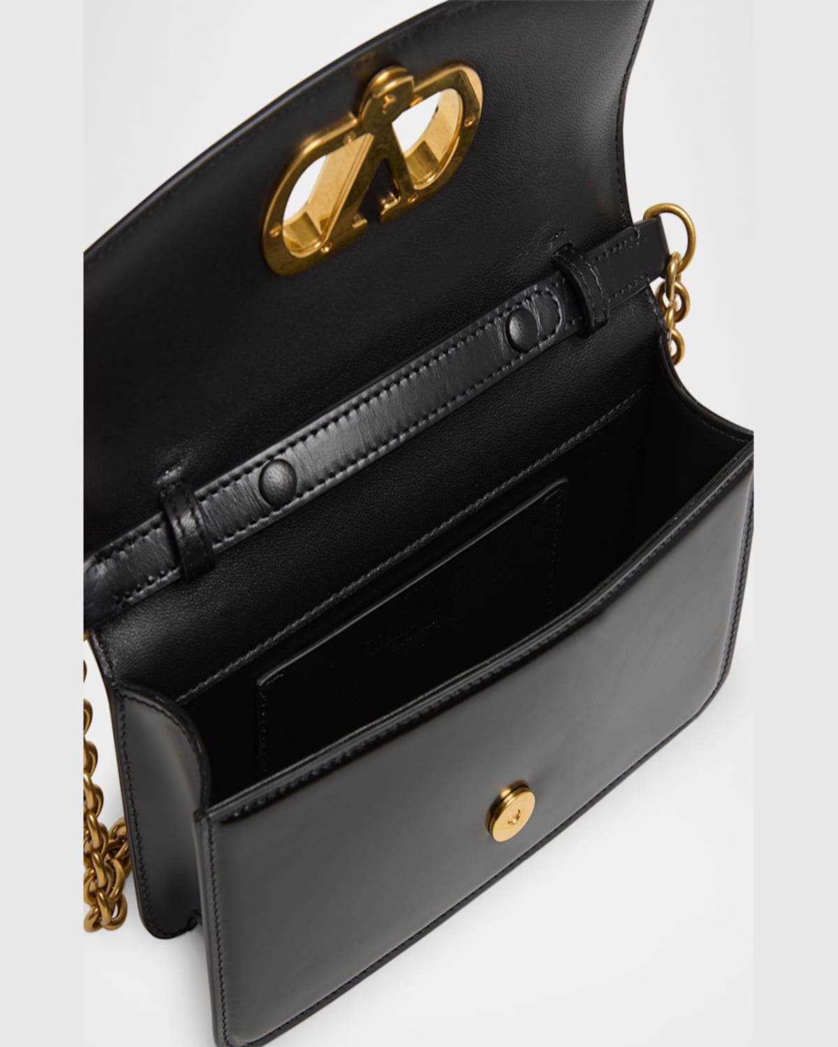 Valentino Vain Small Vlogo Leather Clutch Bag In Nero