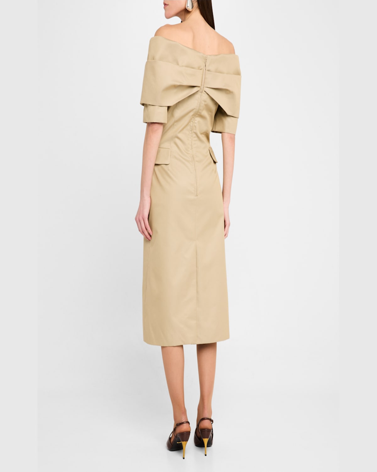 Shop Shushu-tong Bow Off-shoulder Midi Dress