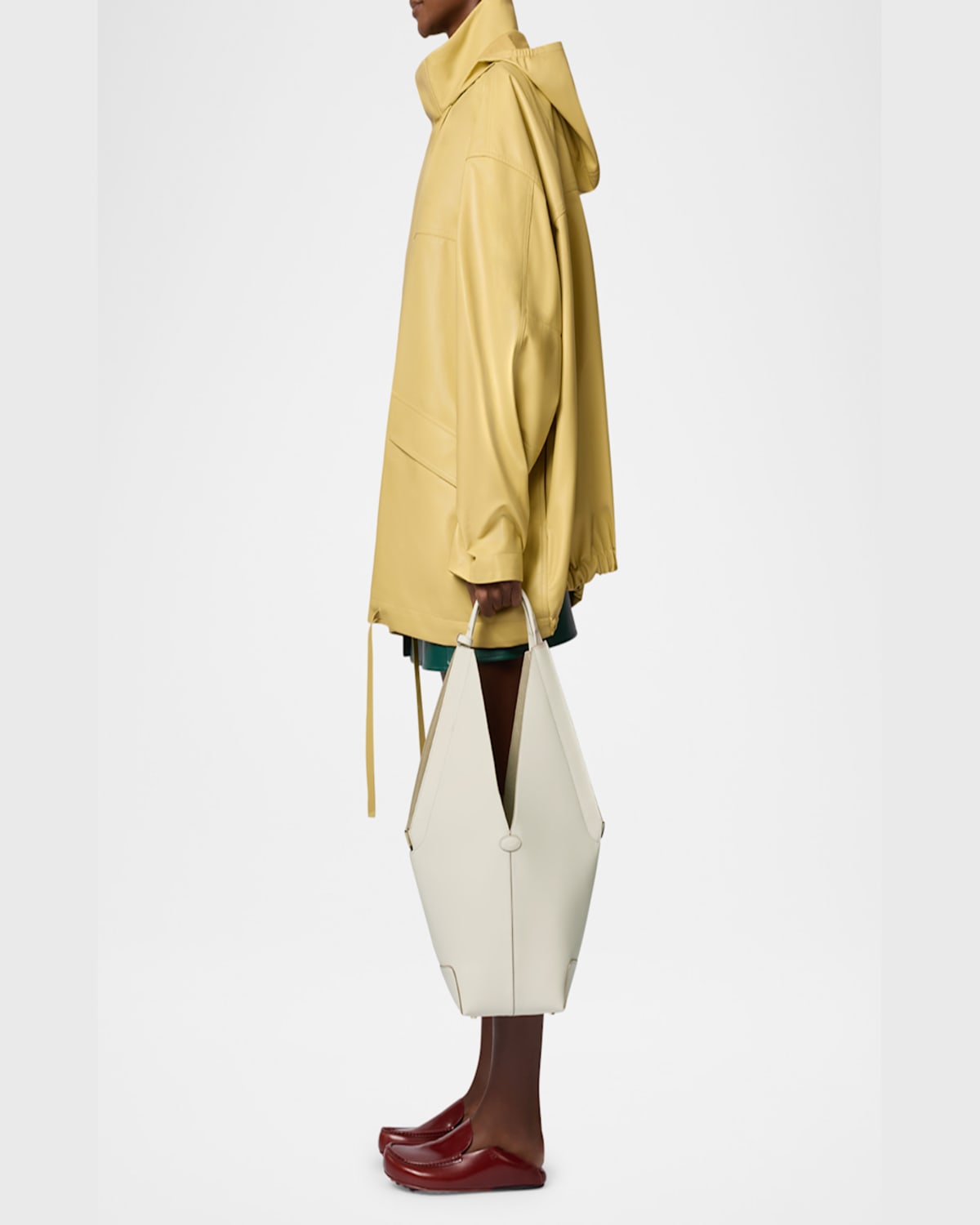 Tod's Small Sacca Leather Bucket Bag