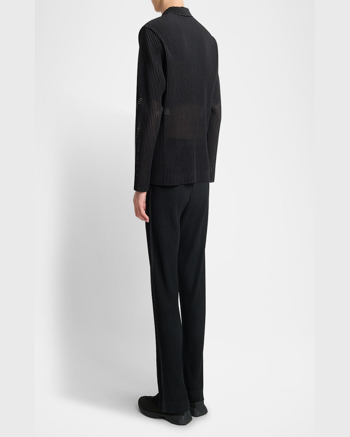 Issey Miyake Men's Pleated Mesh Blazer In Black