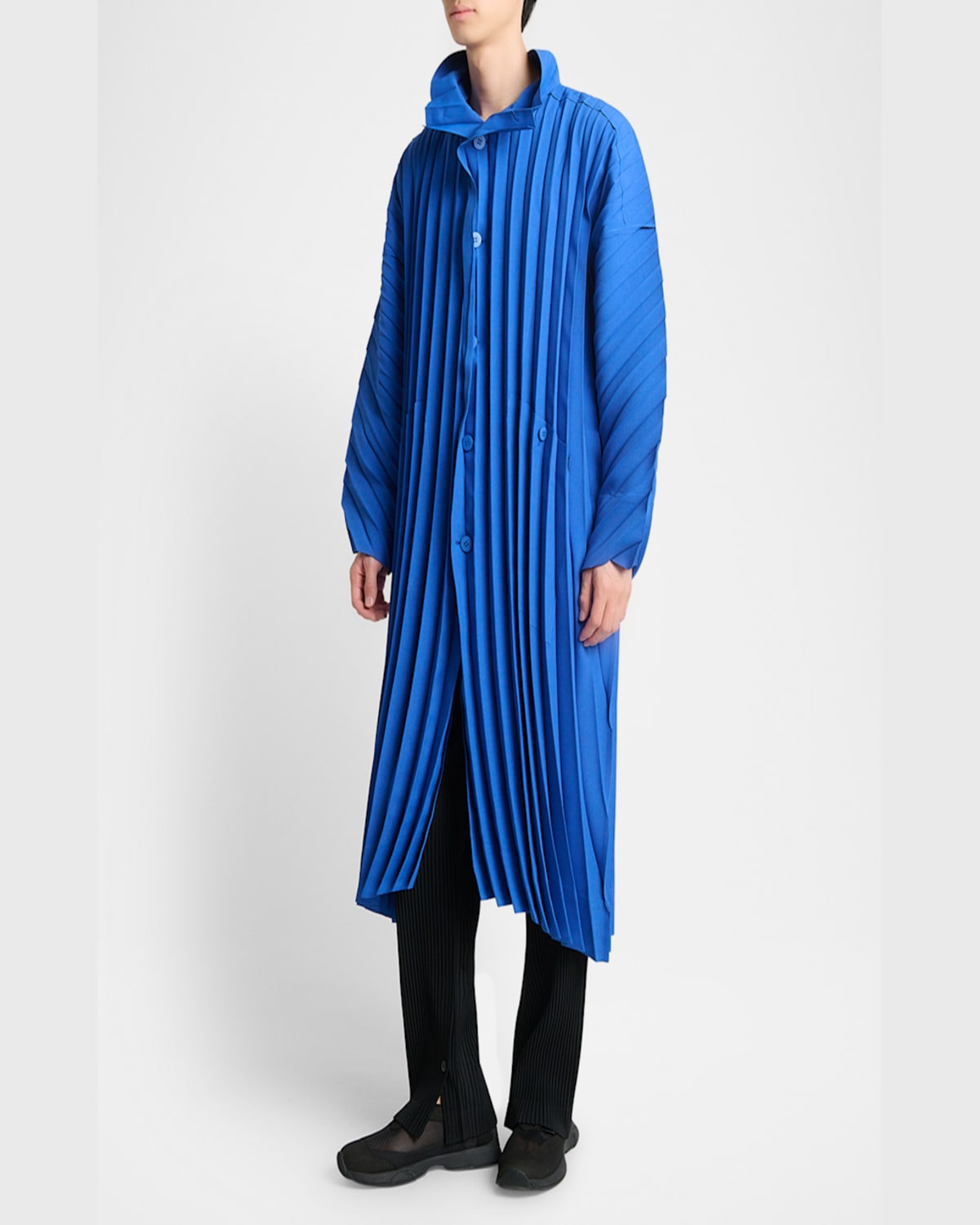 ISSEY MIYAKE MEN'S PLEATED EDGE COAT 