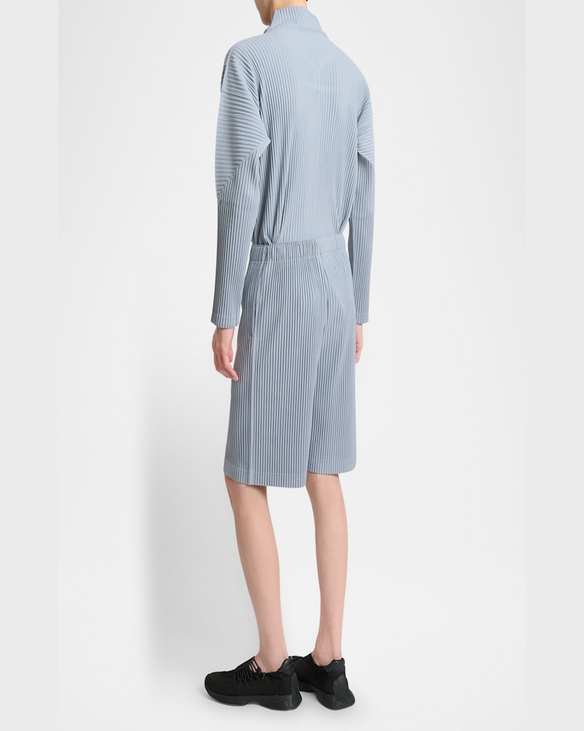 Issey Miyake Ns Gray Blue Pleats Regular-fit Knitted Shorts In Gray Blue