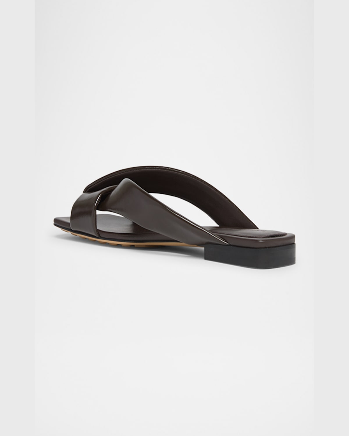 Bottega Veneta Riva Criss Cross Leather Flat Sandals In Fondant
