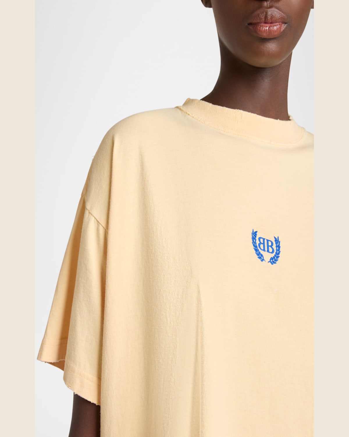 Balenciaga Crew Neck Short Sleeves Soft Fabric In 7672 Pale Yellow