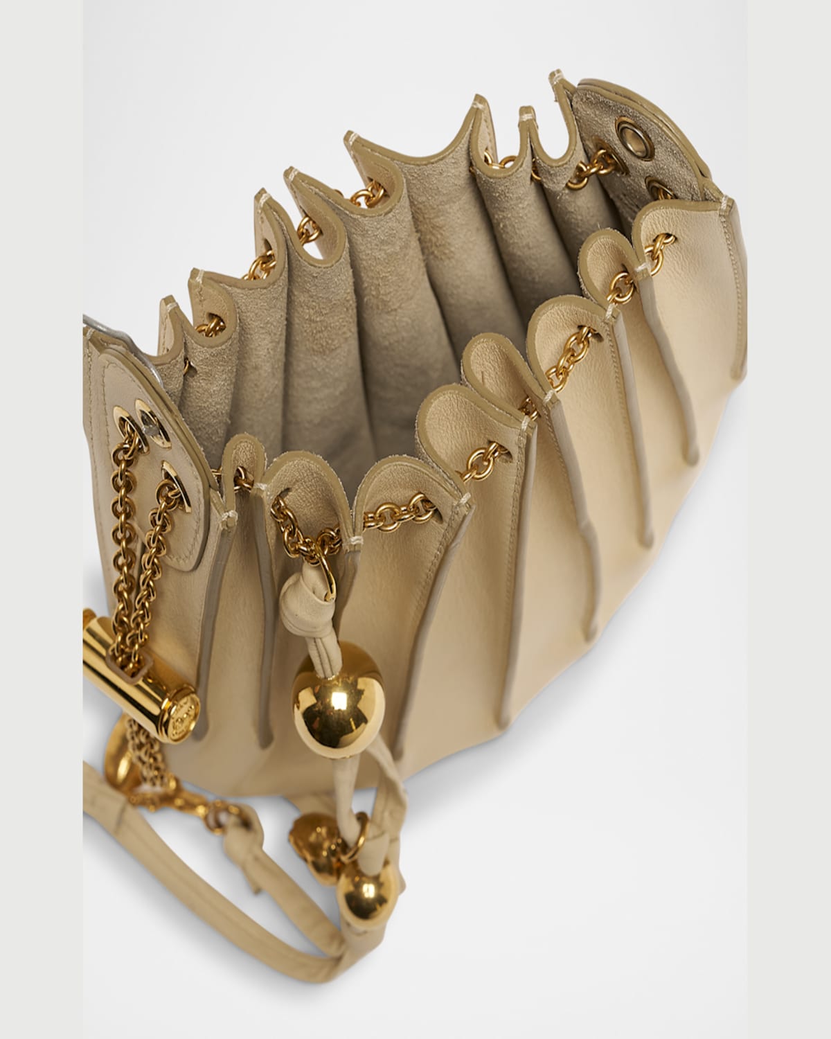 Chloé Sea Treasures Pleated Crossbody Bag In Leather In Deep Ivory