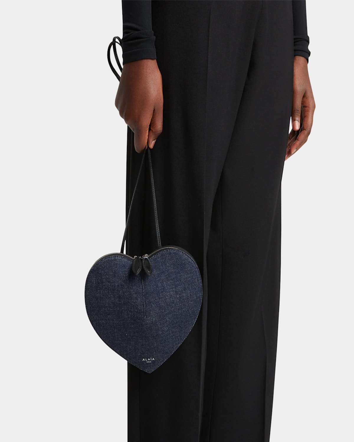 ALAÏA LE COEUR CROSSBODY BAG IN DENIM 