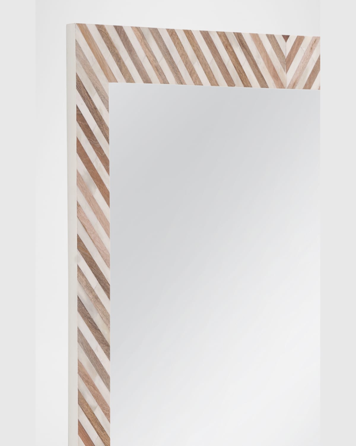 Katherine Noble By Bmc Karl 48" Wood & Resin Wall Mirror In Natural/cream