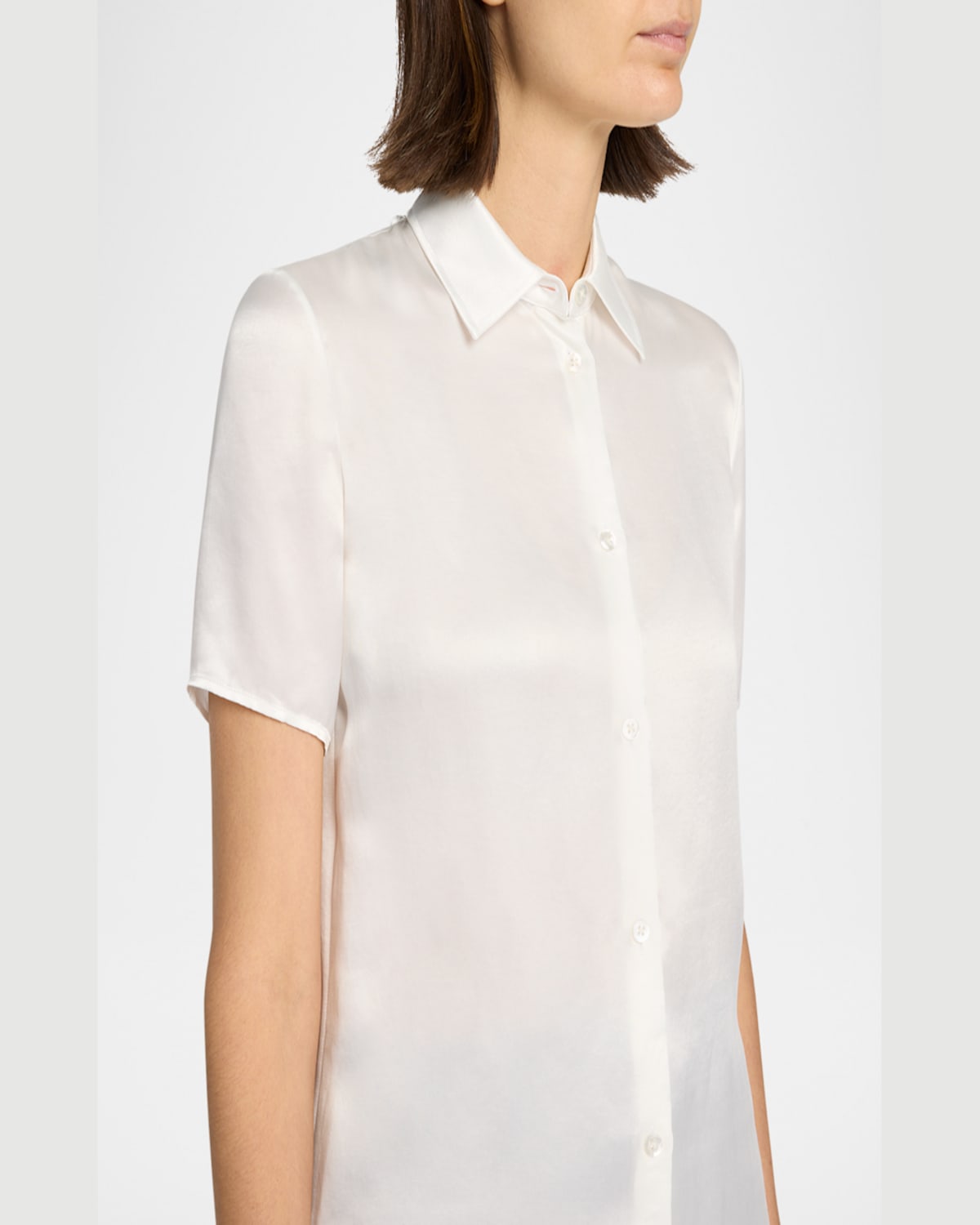 The Row Jiselle Oversized Short-sleeve Linen Top In Black