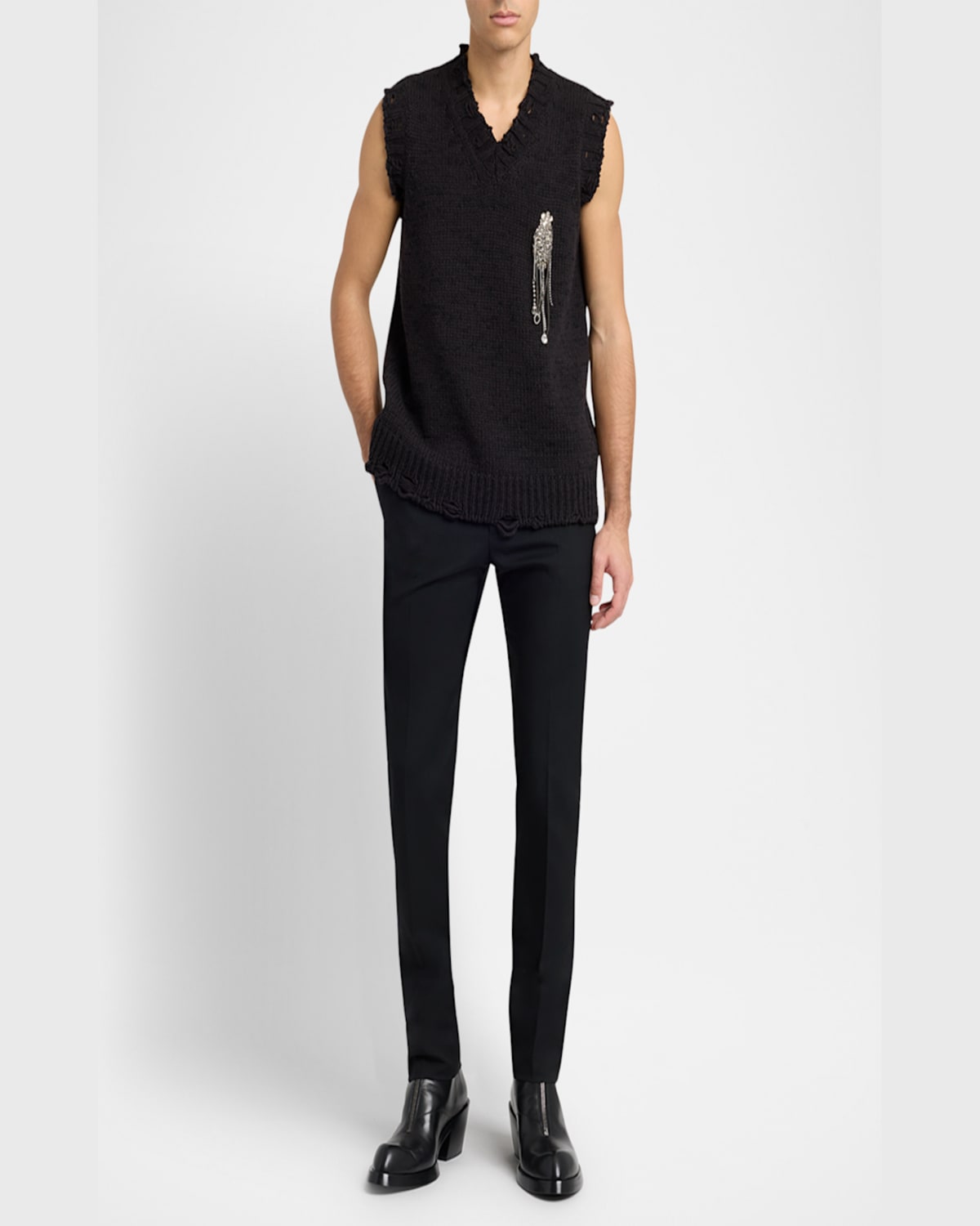 ALEXANDER MCQUEEN MEN'S SWEATER VEST WITH EMBELLISHED PATCH 