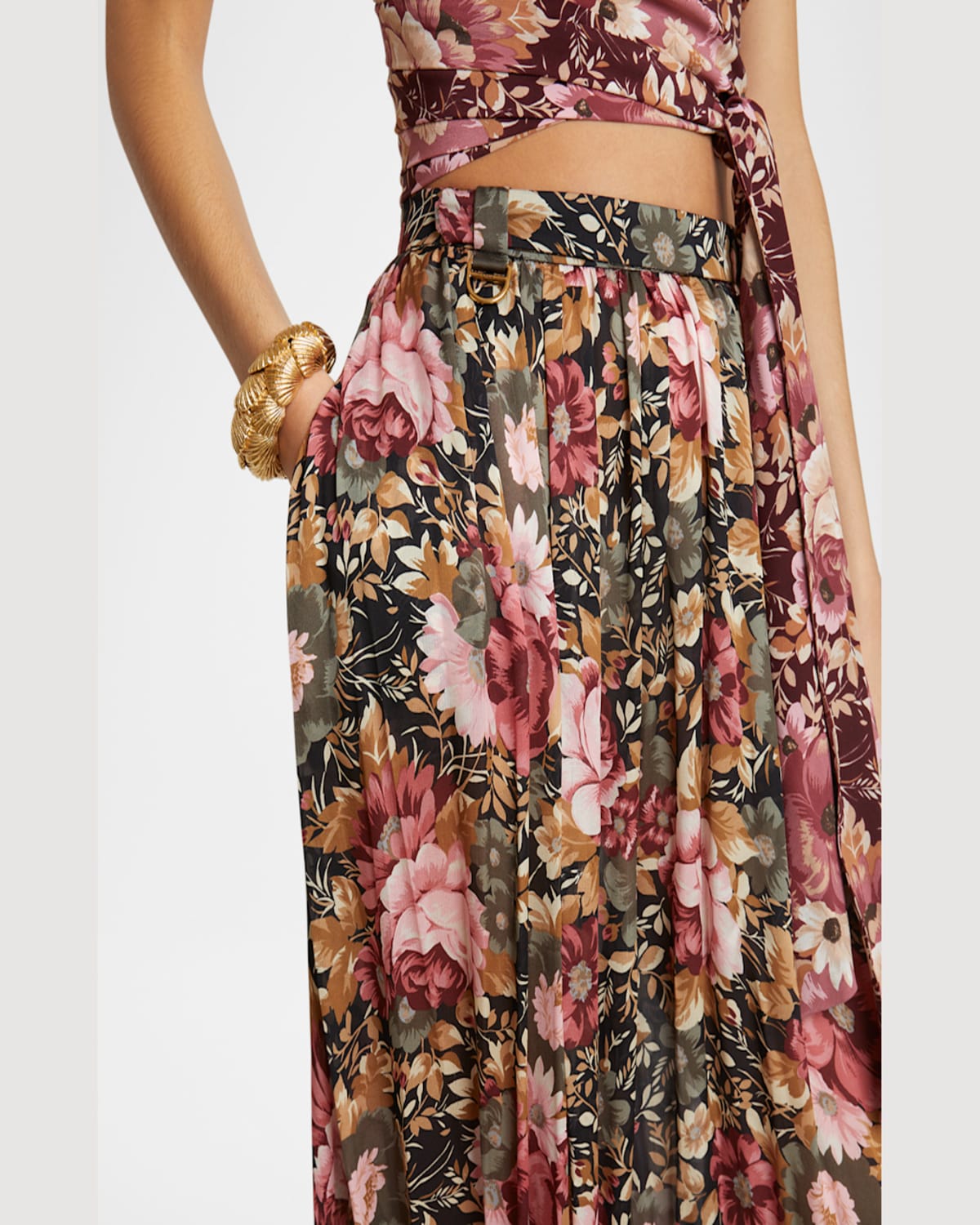 Shop Chloé Floral Pleated Silk Pants In Black