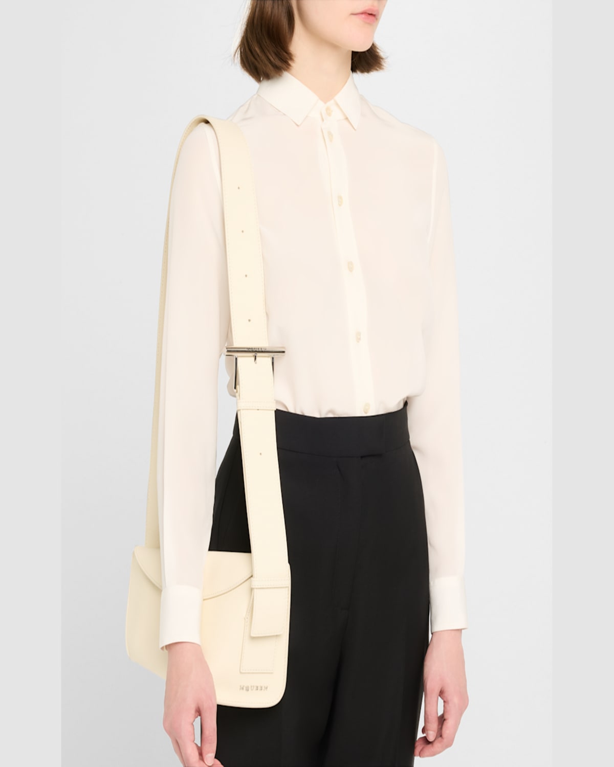 Alexander Mcqueen Sling Leather Crossbody Bag In Cream Silver