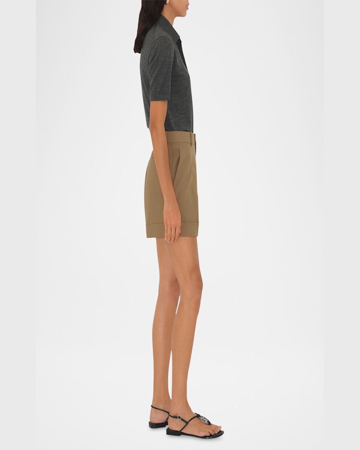 Burberry Pleated Cuffed Shorts In Puddle
