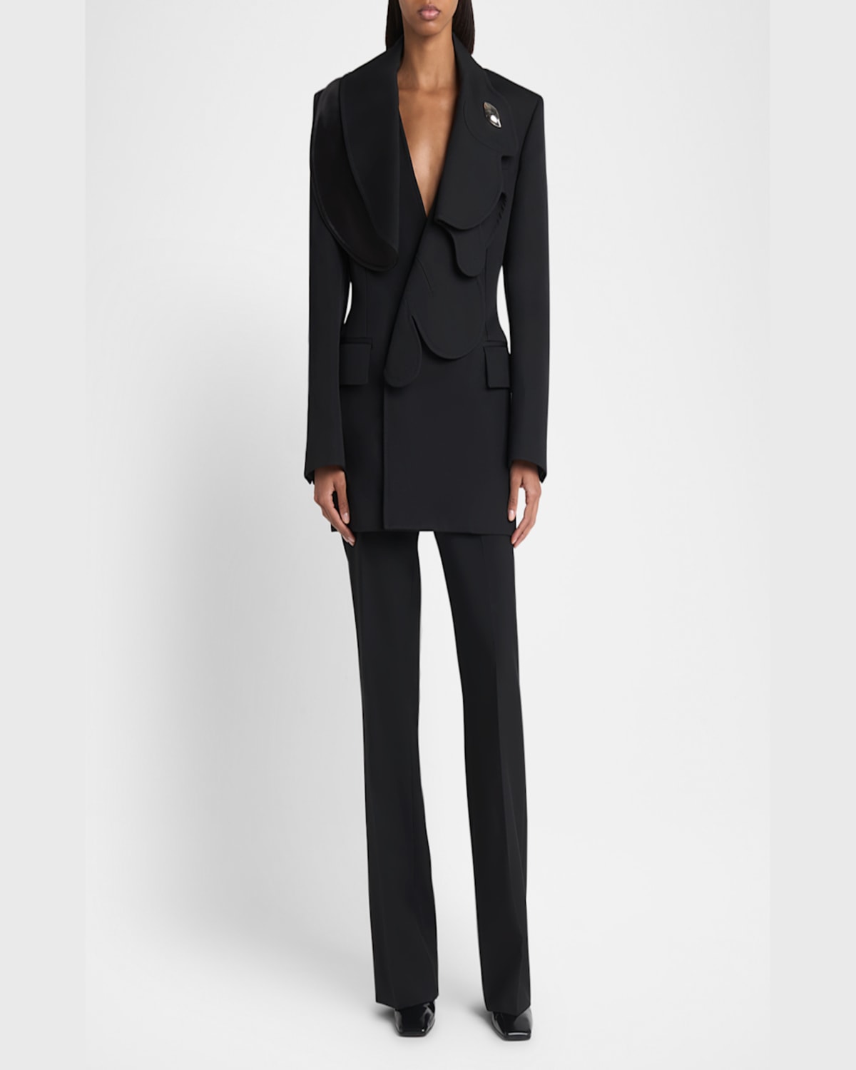 Bottega Veneta Bunny Lapel Brooch Compact Wool Jacket In Nero