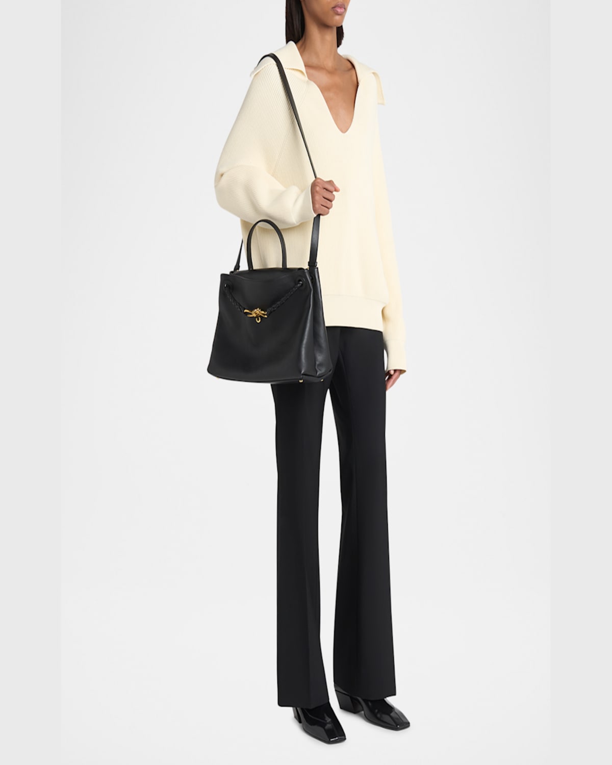 Bottega Veneta Ciao Ciao Knot Detail Leather Top Handle Bag In Black