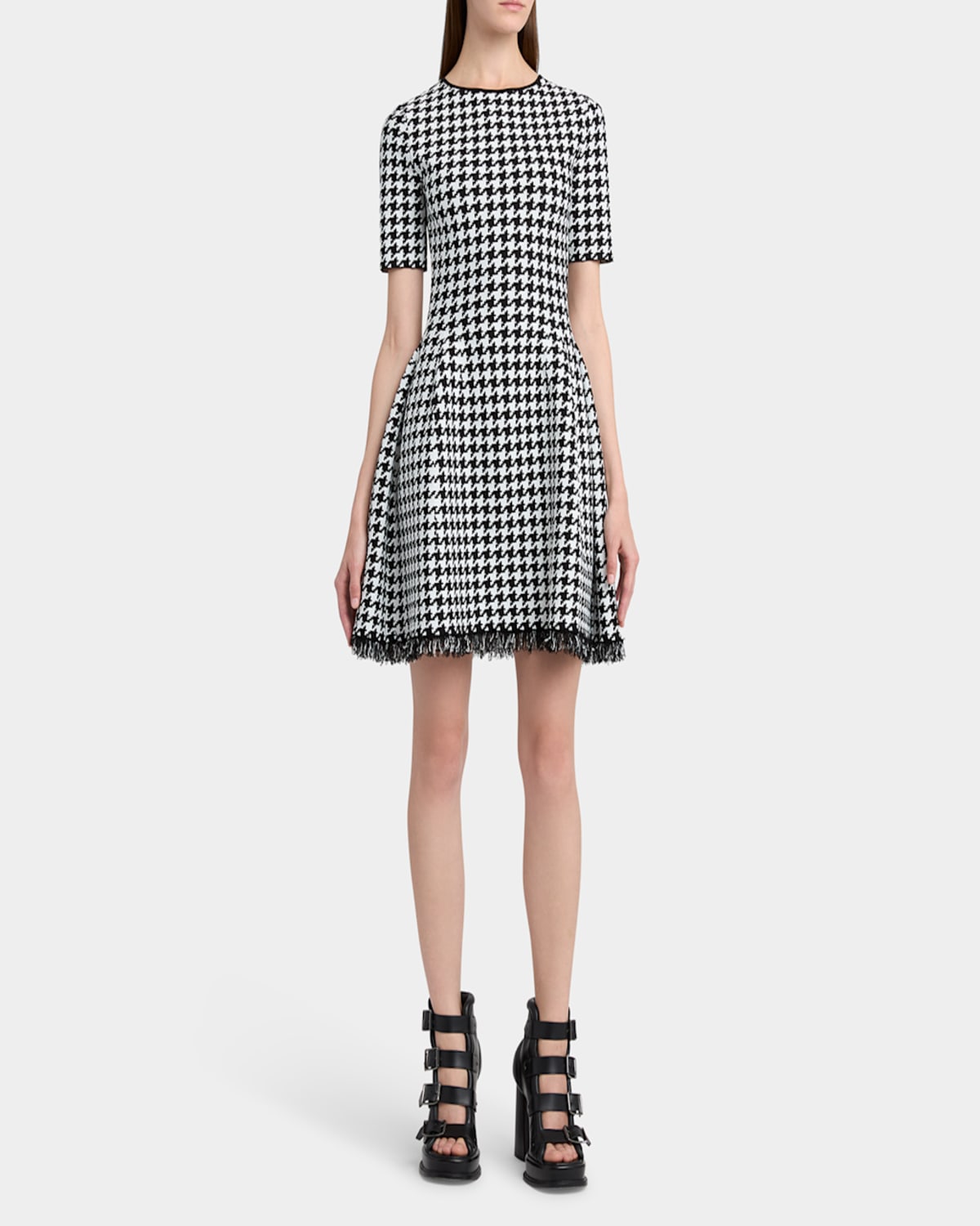 Alexander Mcqueen Fringe Trim Houndstooth Round Neckline Short Sleeves In Black Ivory