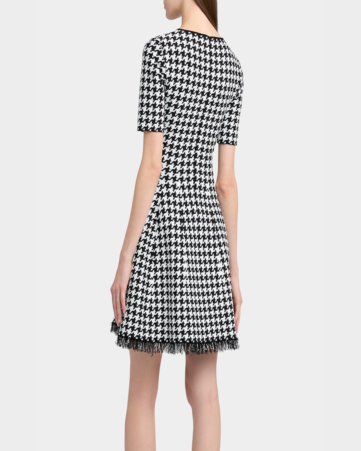 Alexander Mcqueen Fringe Trim Houndstooth Round Neckline Short Sleeves In Black Ivory