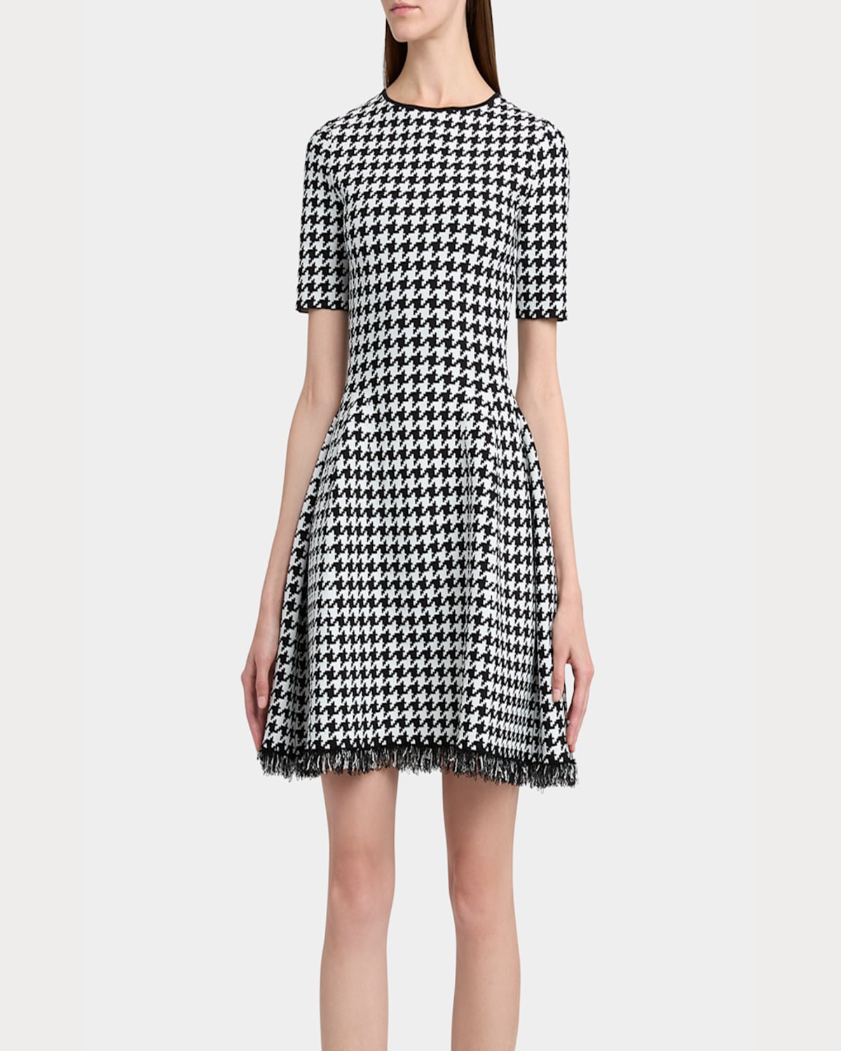 Alexander Mcqueen Fringe Trim Houndstooth Round Neckline Short Sleeves In Black Ivory