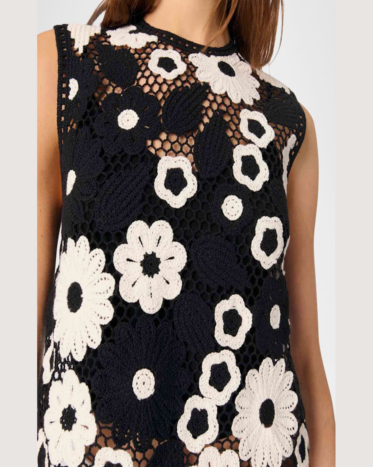 Maje Womens Bicolore Floral-pattern Sleeveless Cotton-crochet Top In Black / White