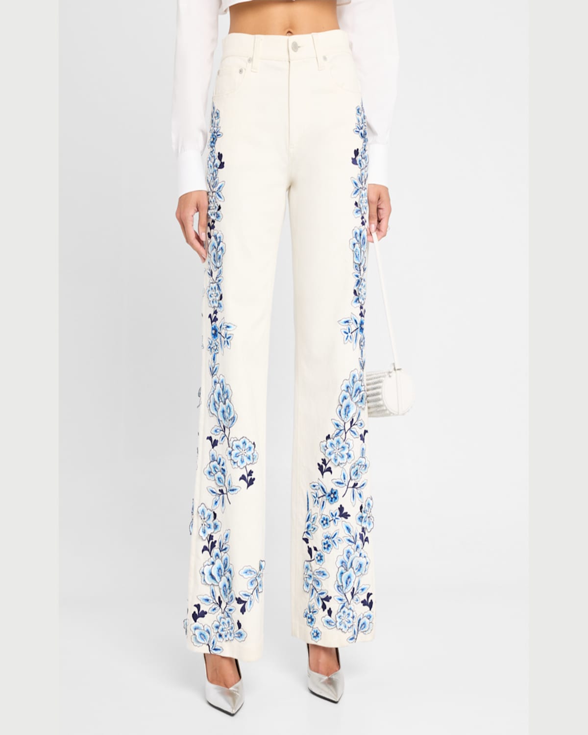 Alice And Olivia Weezy Floral Embroidered Pants In Off White