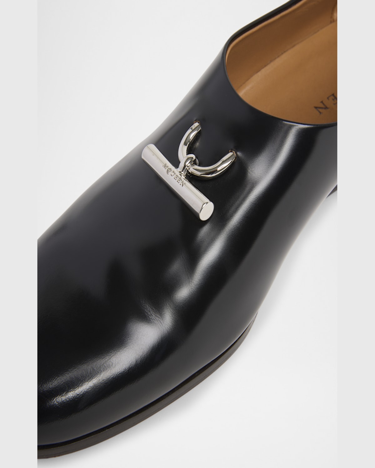 Alexander Mcqueen Men's T-bar Leather Loafers In Blk Silver
