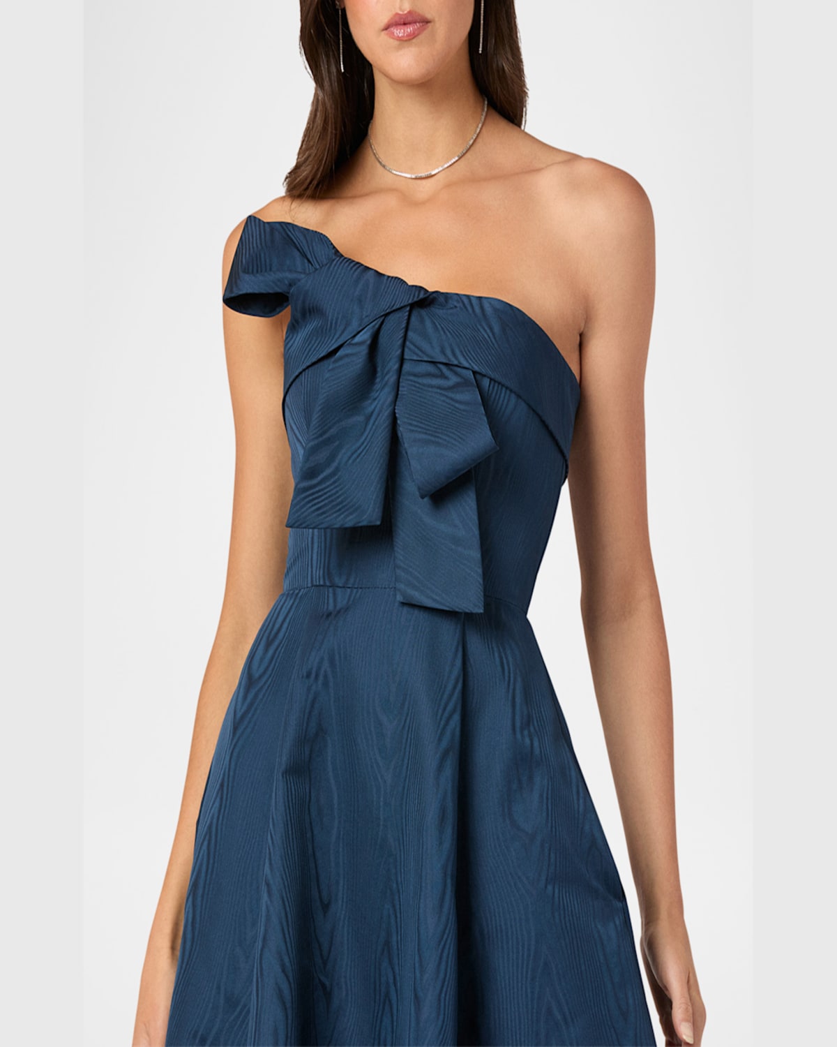 Shoshanna Odyssey Strapless Twist-front Gown In Navy