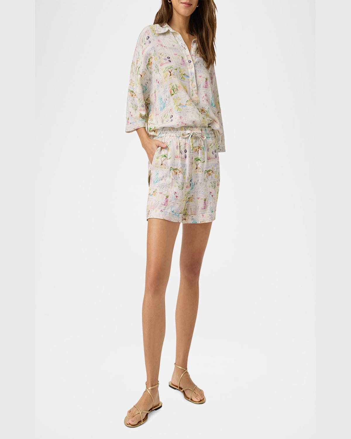 Splendid Coastal Postcard Shorts In Stamp Print