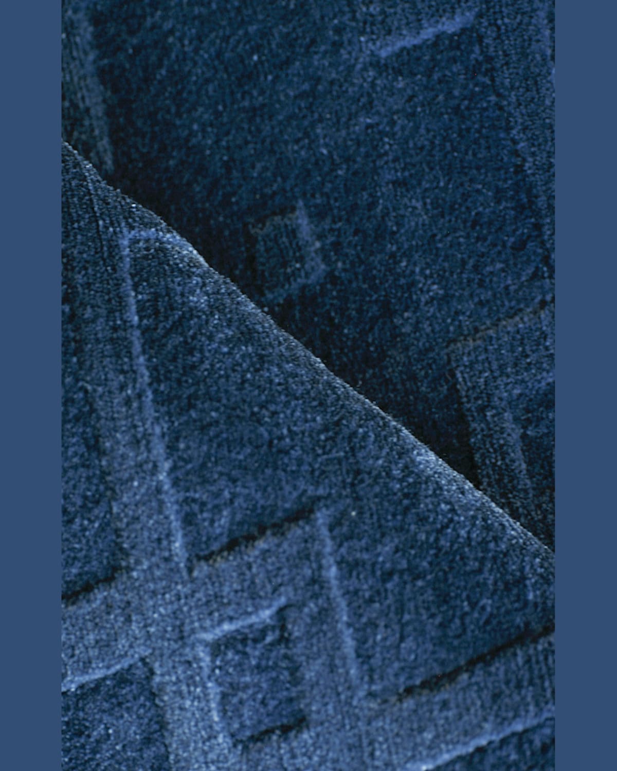 Exquisite Rugs Camora Hand-loomed Navy Rug, 10' X 14' In Navy
