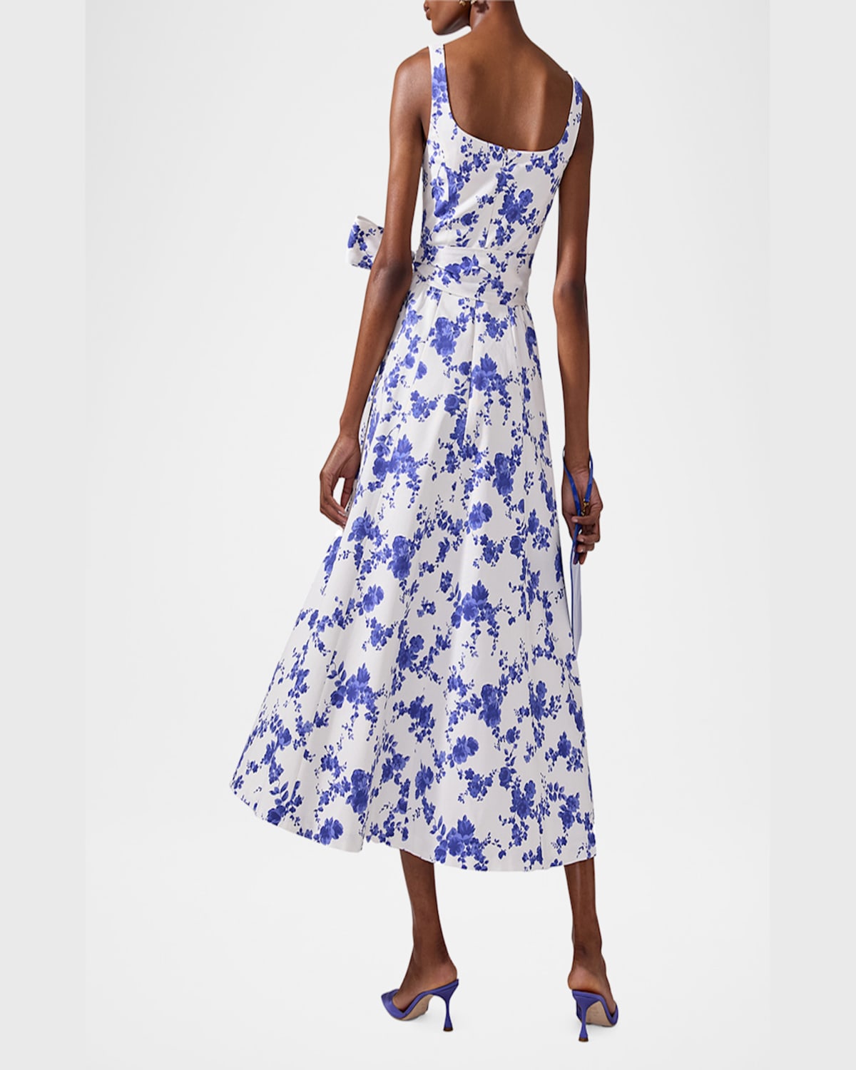 Carolina Herrera Sleeveless Scoop Neck Midi Dress With Sash