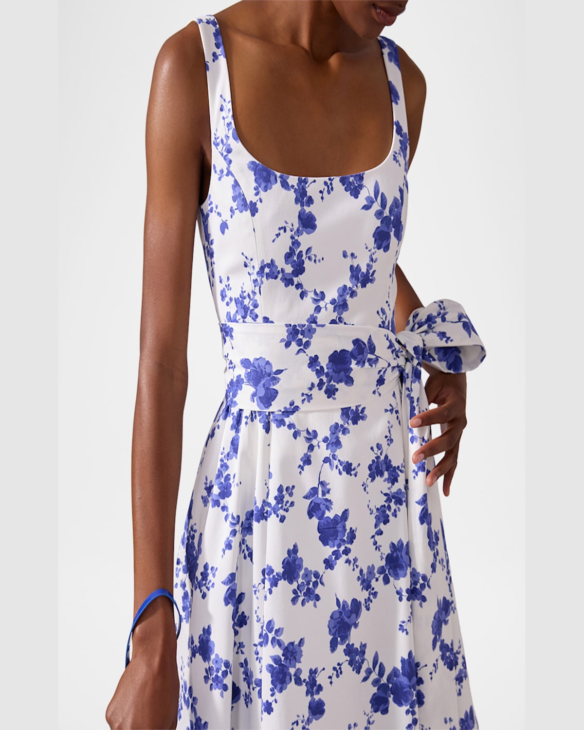 Carolina Herrera Sleeveless Scoop Neck Midi Dress With Sash