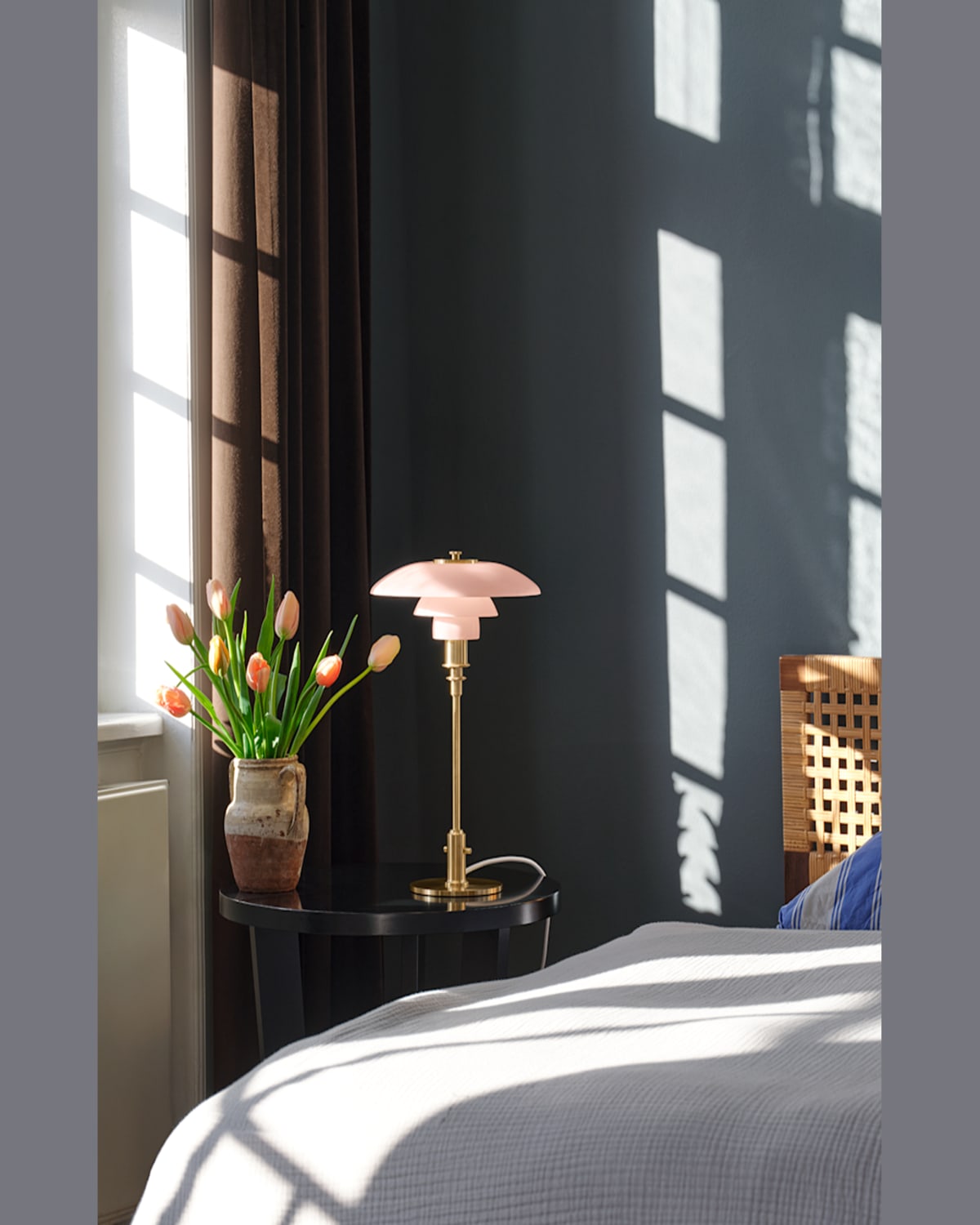 Louis Poulsen Ph 3/2 Table Lamp In Pale Rose