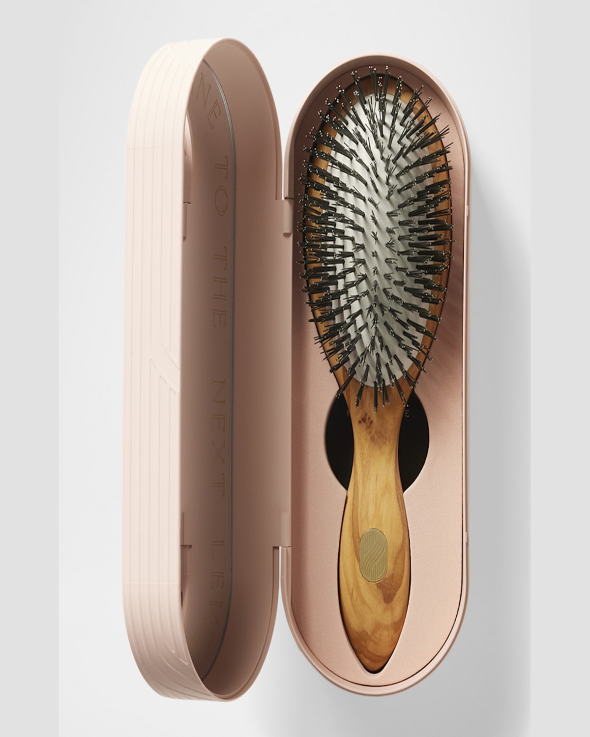 Altesse Studio Beaute Classic Gentle Detangling Brush