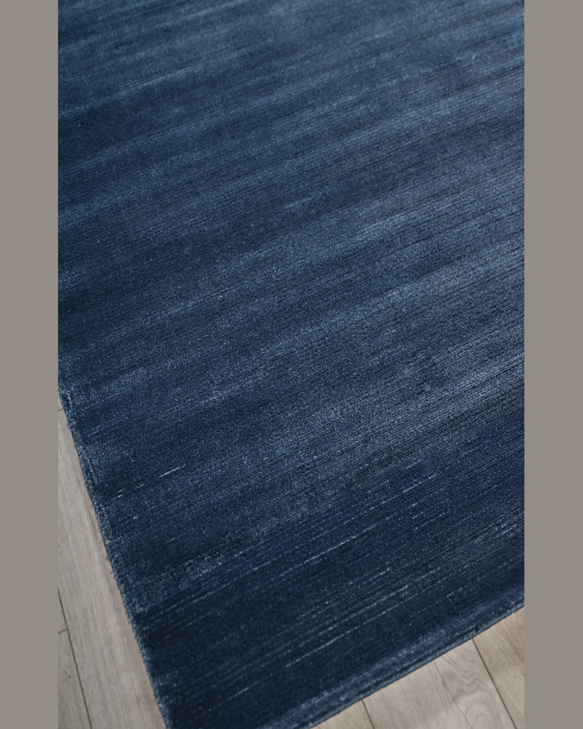 Exquisite Rugs Cabrini Hand-loomed Navy Rug, 10' X 14'