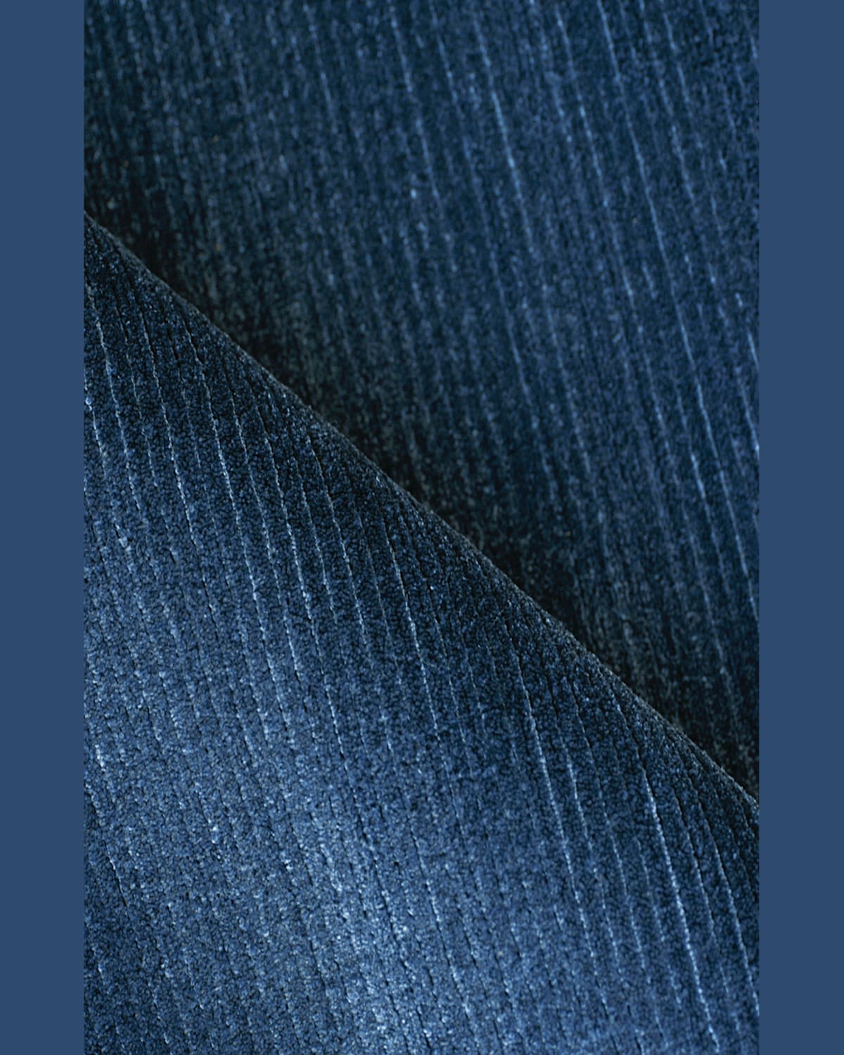 Exquisite Rugs Cabrini Hand-loomed Navy Rug, 10' X 14'