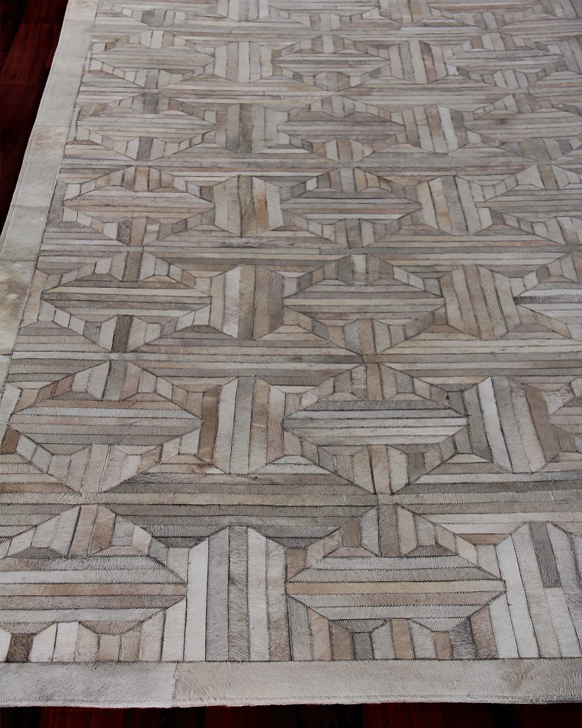 Exquisite Rugs Mali Hairhide Rug, 5' X 8'